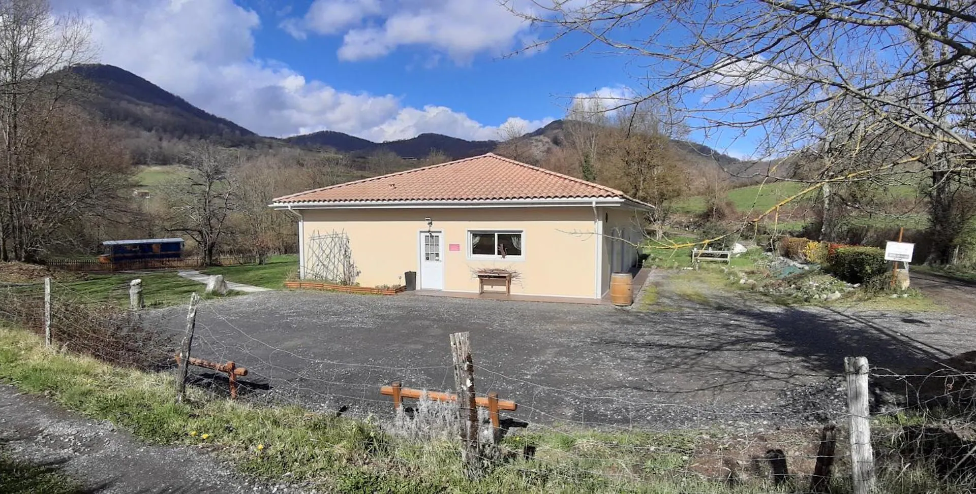 Du Cote De Lacoume Anla Bed & Breakfast